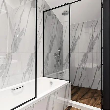 Vanoro سالونيك