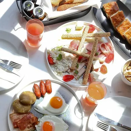 Vanoro فندق سالونيك