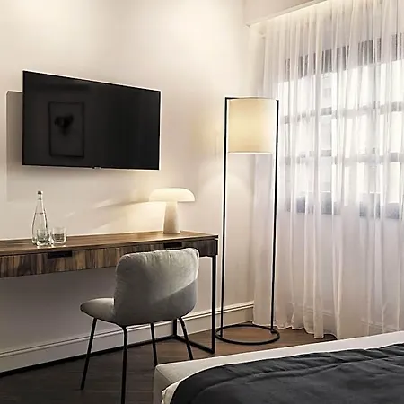 Vanoro فندق سالونيك